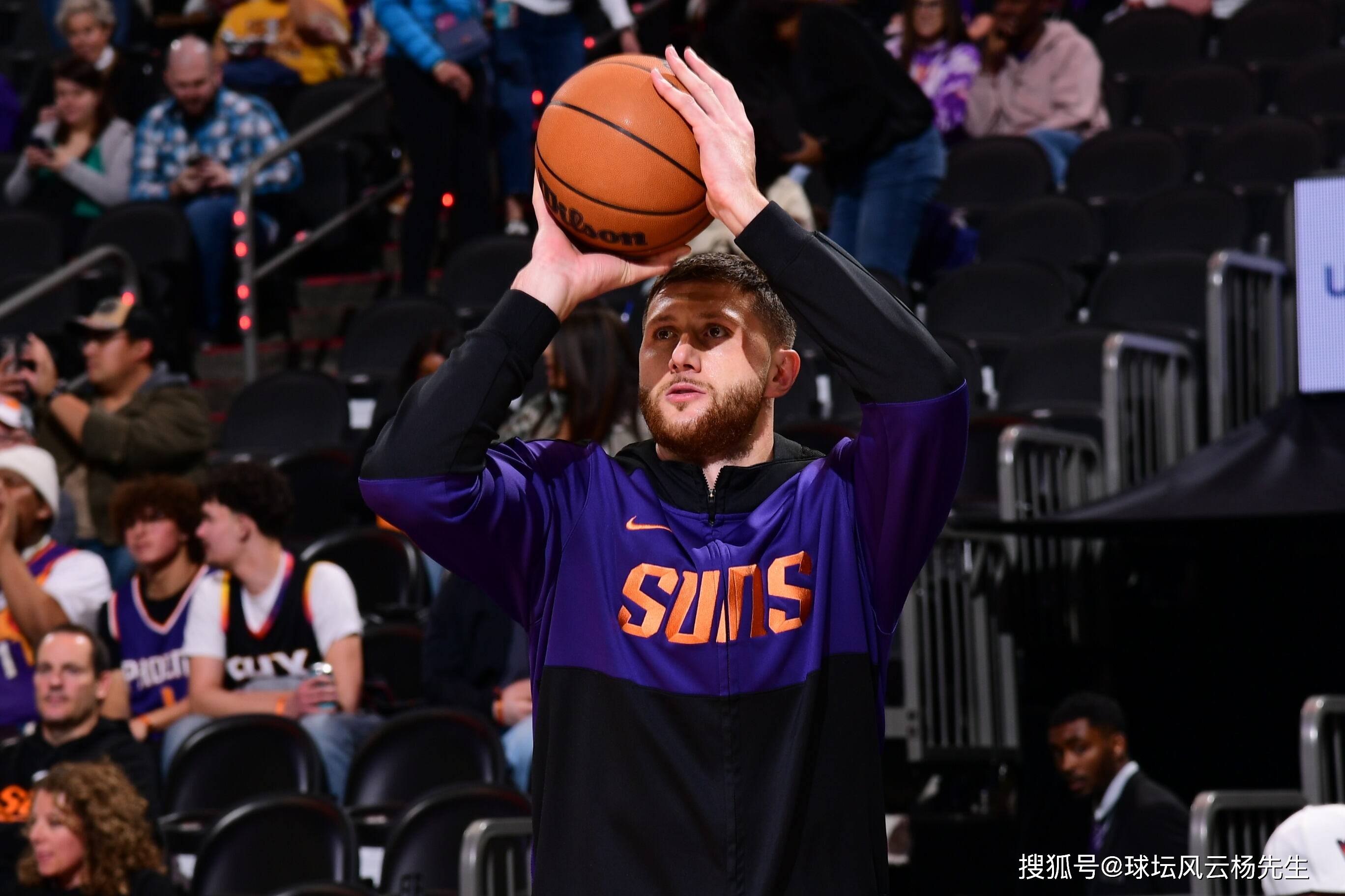 包含窗口期菲尼克斯太阳备战NBA常规赛；门线救险细节曝光；赛场秩序良好；球探报告显示潜力的词条